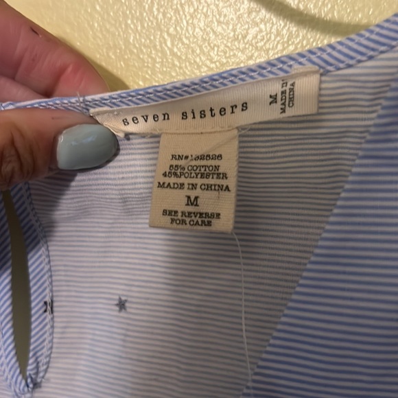 Linen seersucker star top Size Medium Seven sisters brand. Macys NWT. Never worn - Picture 3 of 4